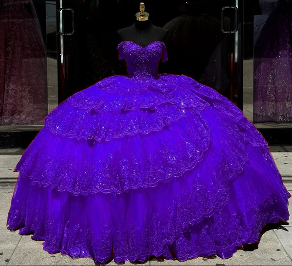 Luxury Red Quinceanera Dress with Crystal Beading Lace Appliques Sweet 16 15 Ball Gown fg6302
