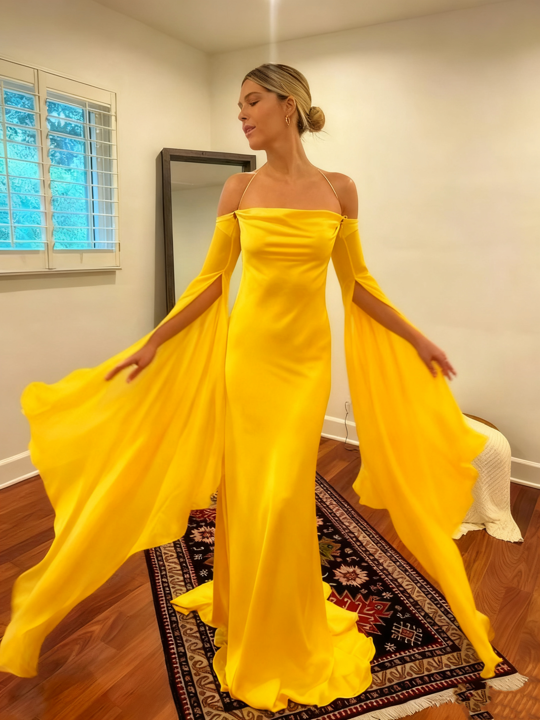 Wedding Dresses Soft Satin Long Floor Length Open Back Simple Bridal Gown With Detachable Flare Sleeves fg6409