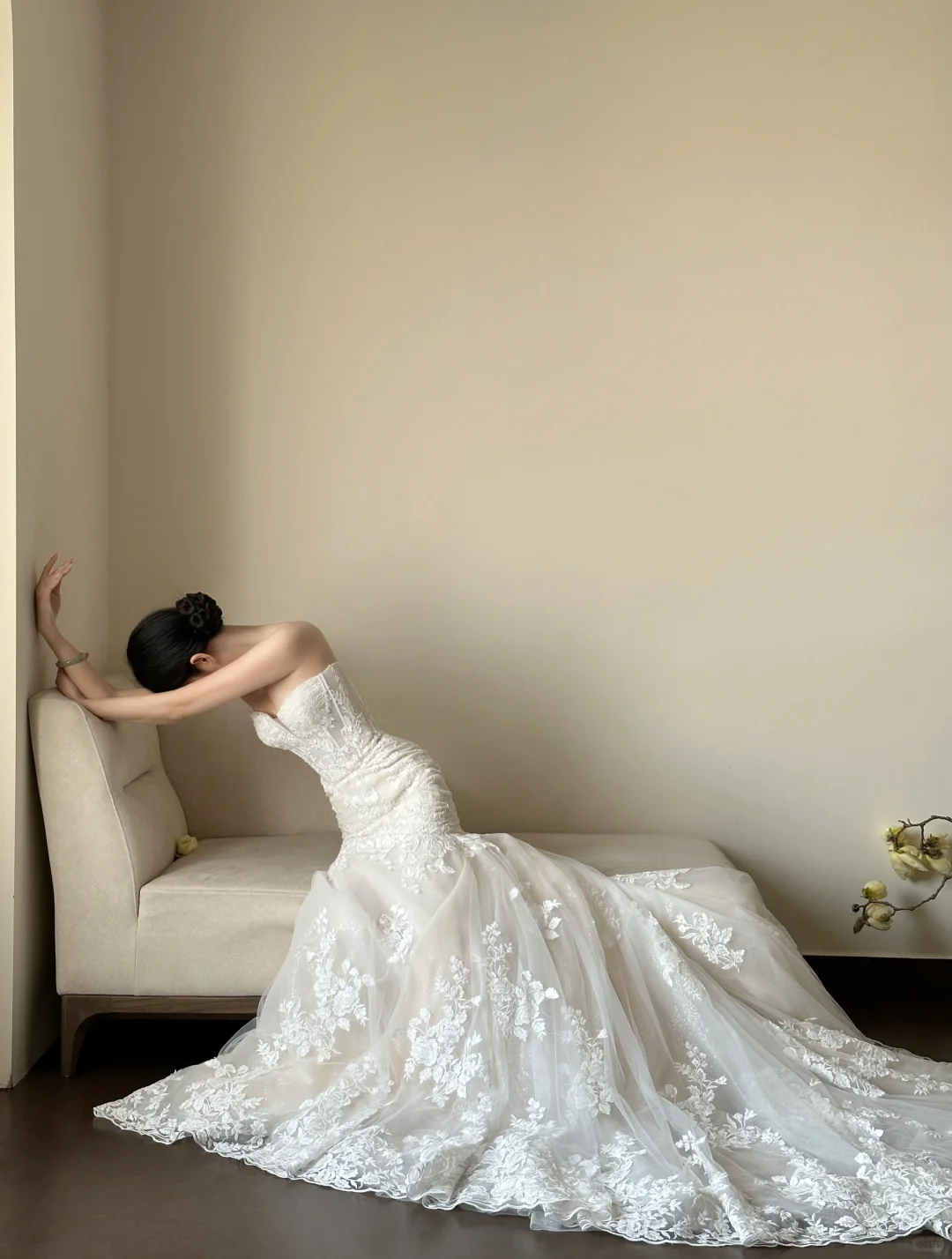 Luxury Women's Elegant Wedding Dresses Lace Side Split Sexy Princess Bridal Gown - View 3 | FashionDia