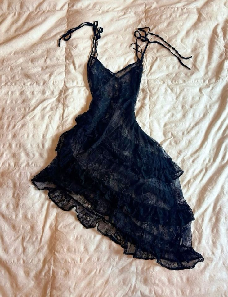 Sexy Lace Prom Dress Ruffled Formal Evening Dress