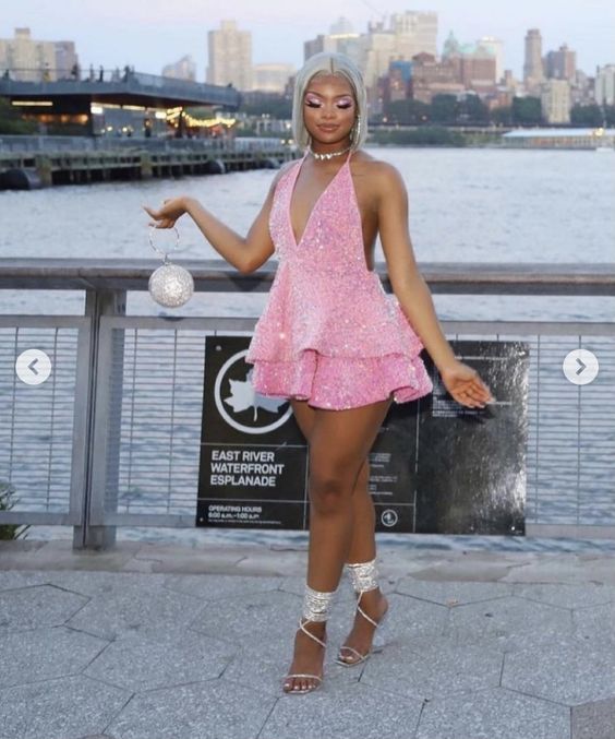Sexy Pink Sparking Short Cocktail Dresses Tiered Sequin Graduation Gown Parties Night Pink Homecoming Dress - FashionDia