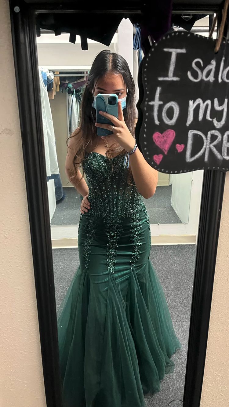 Elegant Green Mermaid Prom Dress Charming Evening Dress