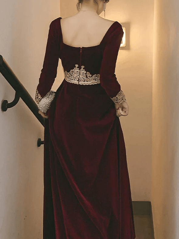 A-Line Elegant Vintage Wedding Guest Formal Evening Valentine's Day Dress Scoop Neck Long Sleeve Floor-Length Velvet with Appliques,Floor-Length Prom - FashionDia