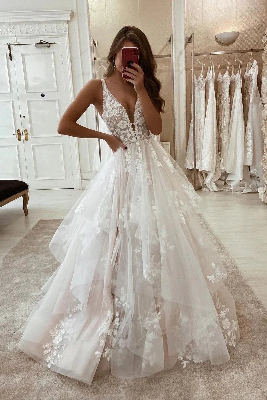 Glamorous A-line V-neck Straps Appliques Wedding Dress With Lace (ZD14571)