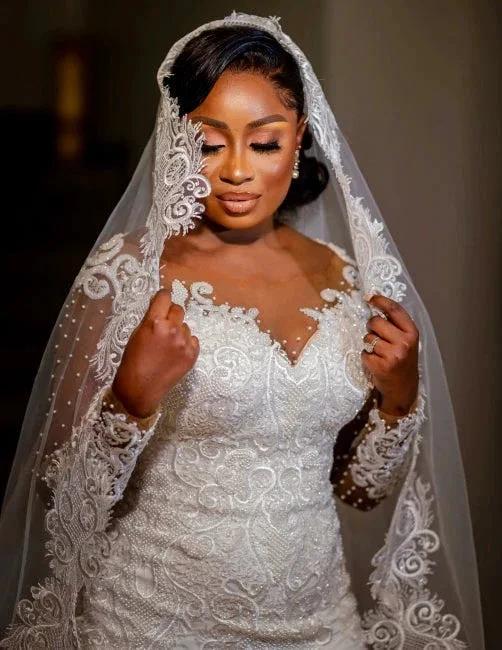 Glamorous Long Mermaid Appliques Long Sleeves Wedding Dresses With Lace (ZD16537) - View 5 | VelvetHem
