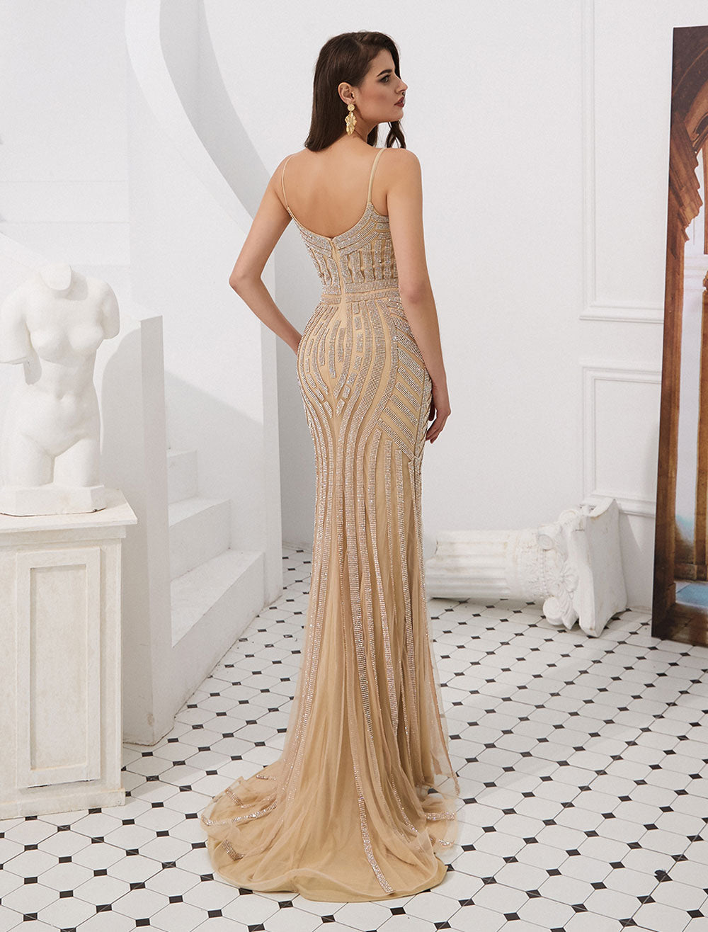 Glamorous Mermaid Evening Dresses Luxury Heavy Beaded Straps Formal Gowns With Train