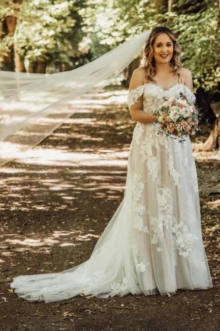Gorgeous A-Line Lace Off-The-Shoulder Sleeveless White Wedding Dresses With Ruffles (ZD15529)