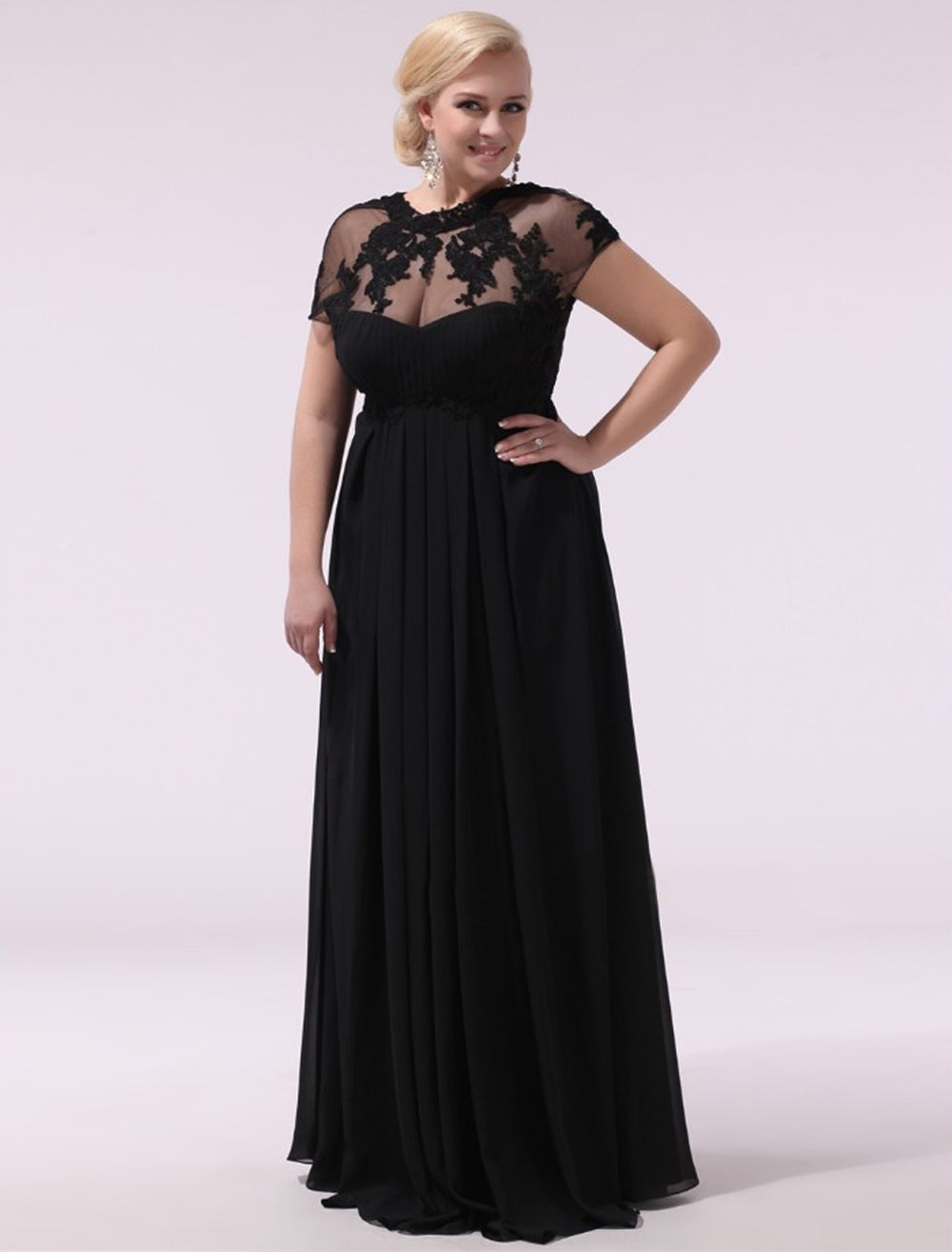 Gorgeous Black Evening Dresses Plus Size Evening Dress Chiffon Lace Applique Illusion Short Sleeves Floor-Length Wedding Guest Dress