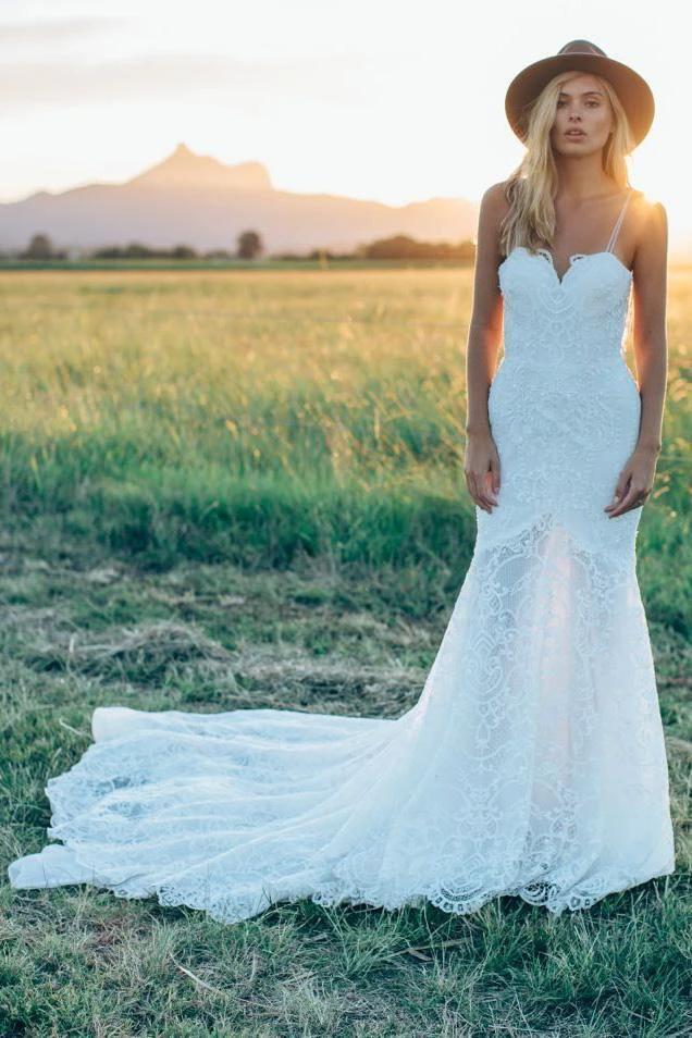 Gorgeous Lace Ivory Mermaid Sweetheart Rustic Wedding Dresses (ZD15278)