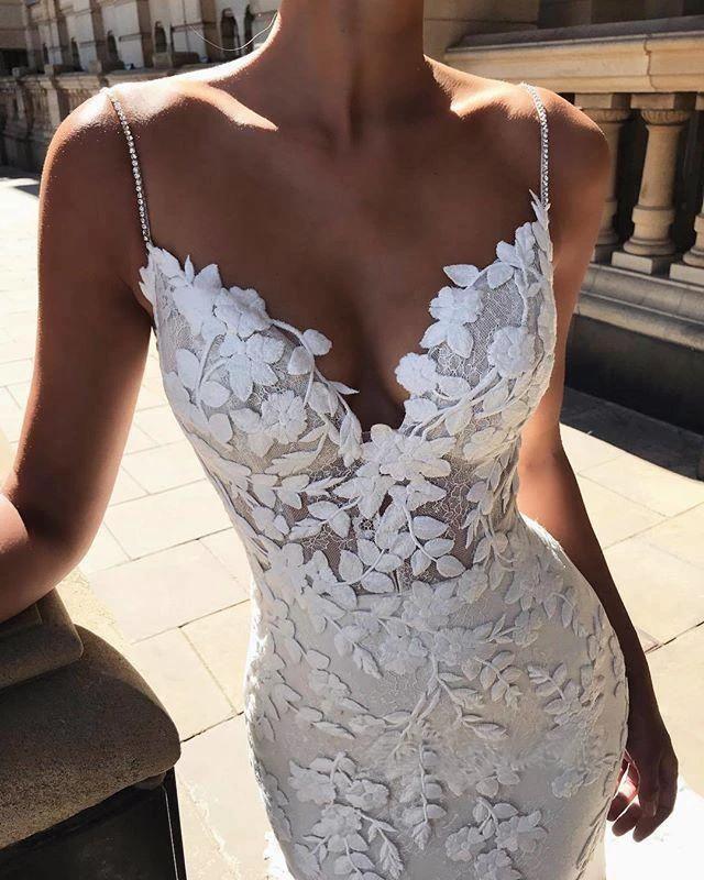 Gorgeous Mermaid Straps Open Back Lace Wedding Dresses (ZD16297)