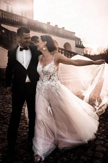 Gorgeous Spaghetti Straps Sleeveless A-Line Tulle Wedding Dresses with Pattern (ZD14653)