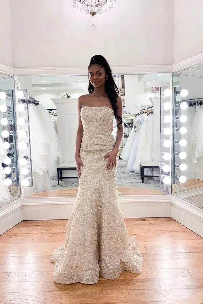 Gorgeous Strapless Beadings Mermaid Wedding Dress Affordable Sleeveless Long Bridal Gown (ZD13794)