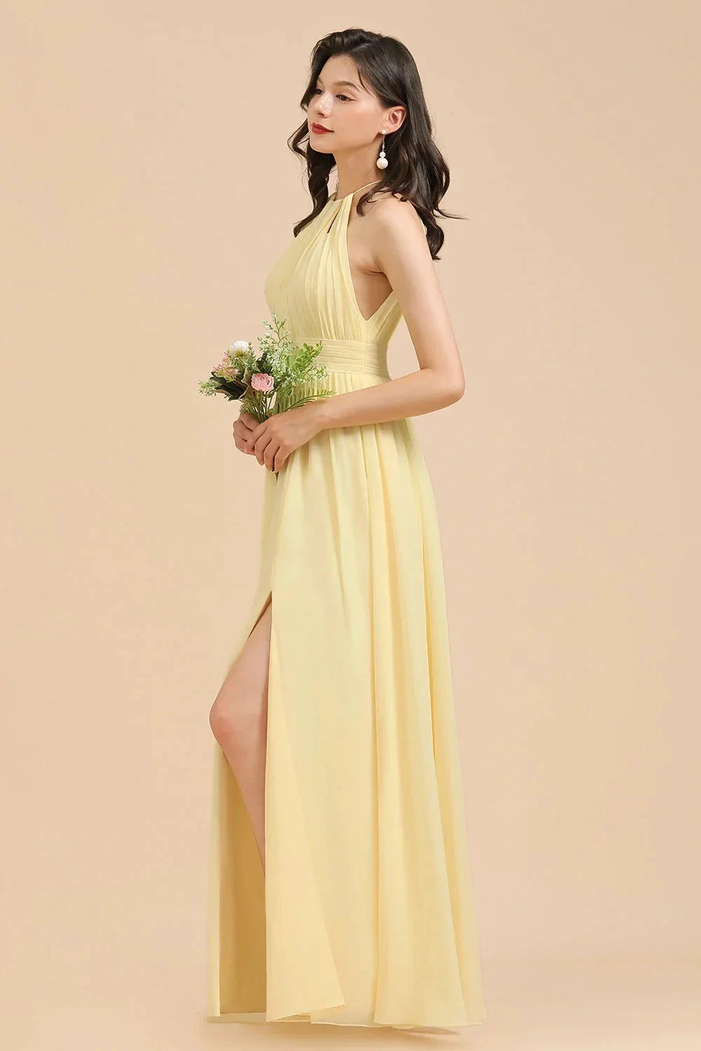 Halter Sleeveless Daffodil Chiffon Bridesmaid Dress with Ruffles (ZD12871)