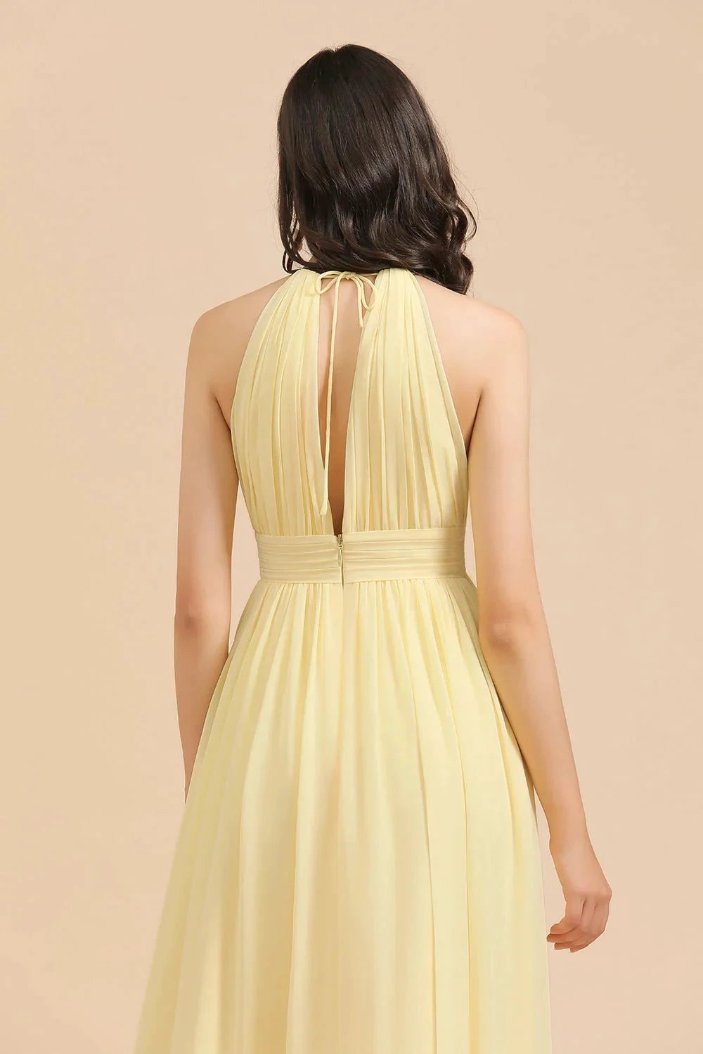 Halter Sleeveless Daffodil Chiffon Bridesmaid Dress with Ruffles (ZD12871)