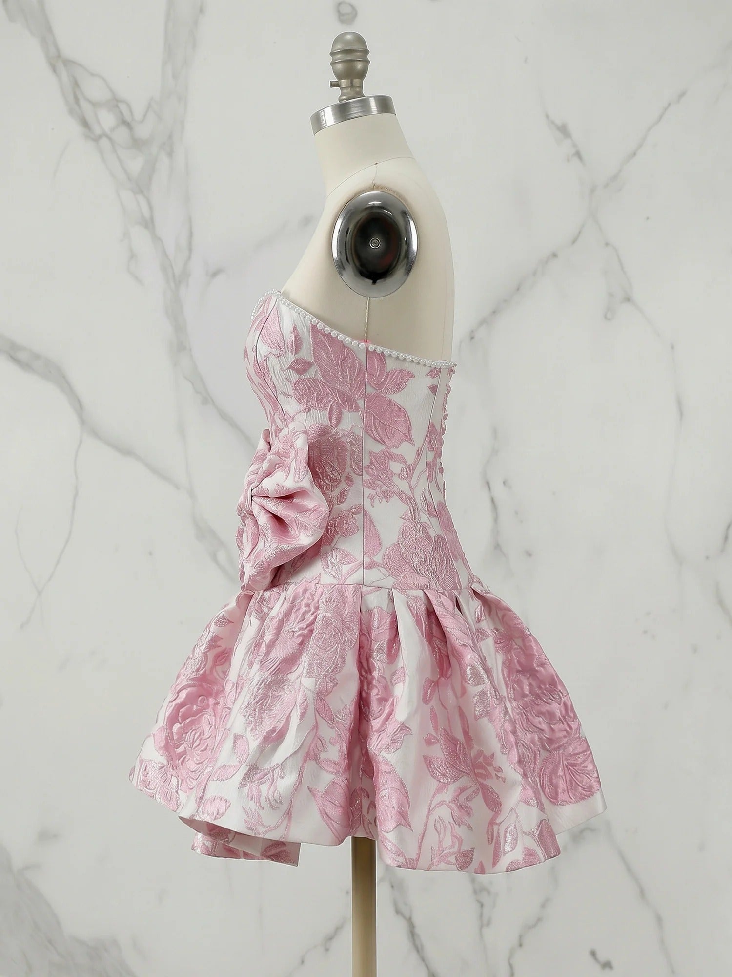 Strapless Pearl-Trimmed Floral Jacquard Short Homecoming Dresses with Side Bow