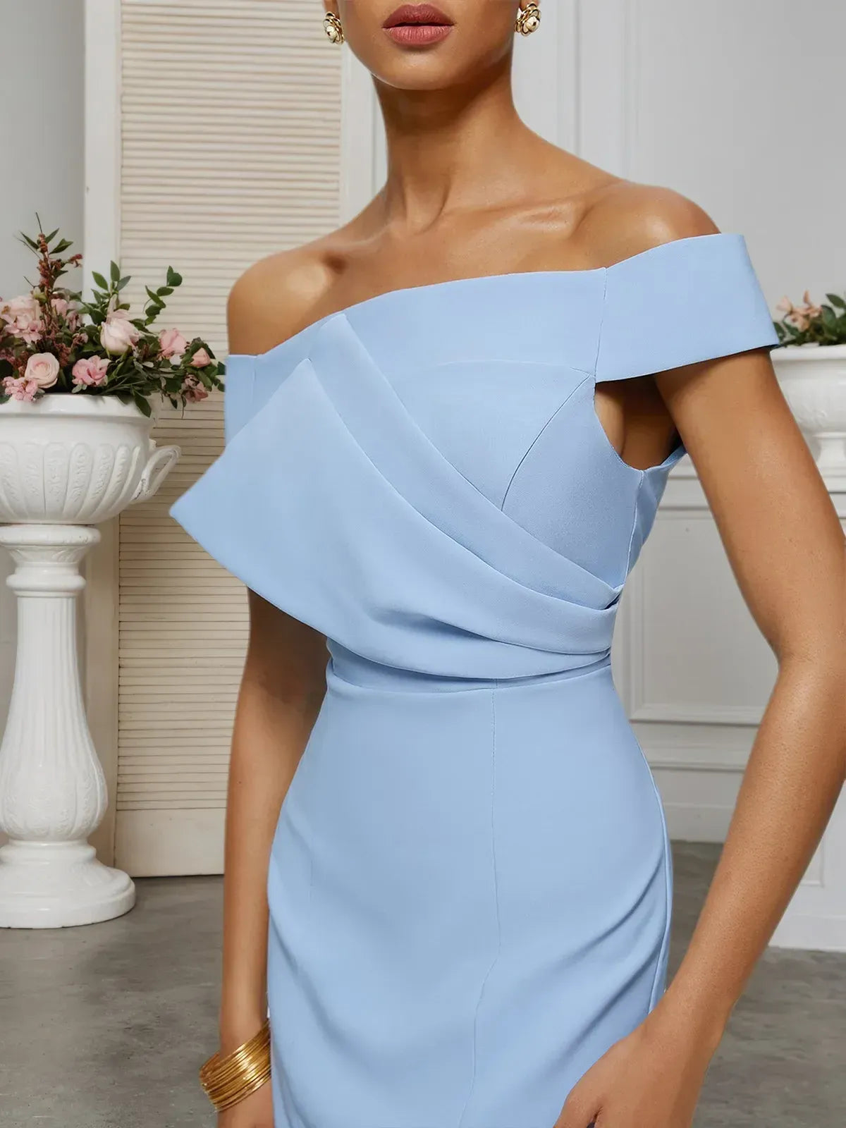 Blue Ruched Off The Shoulder Sheath Short Homecoming Dress