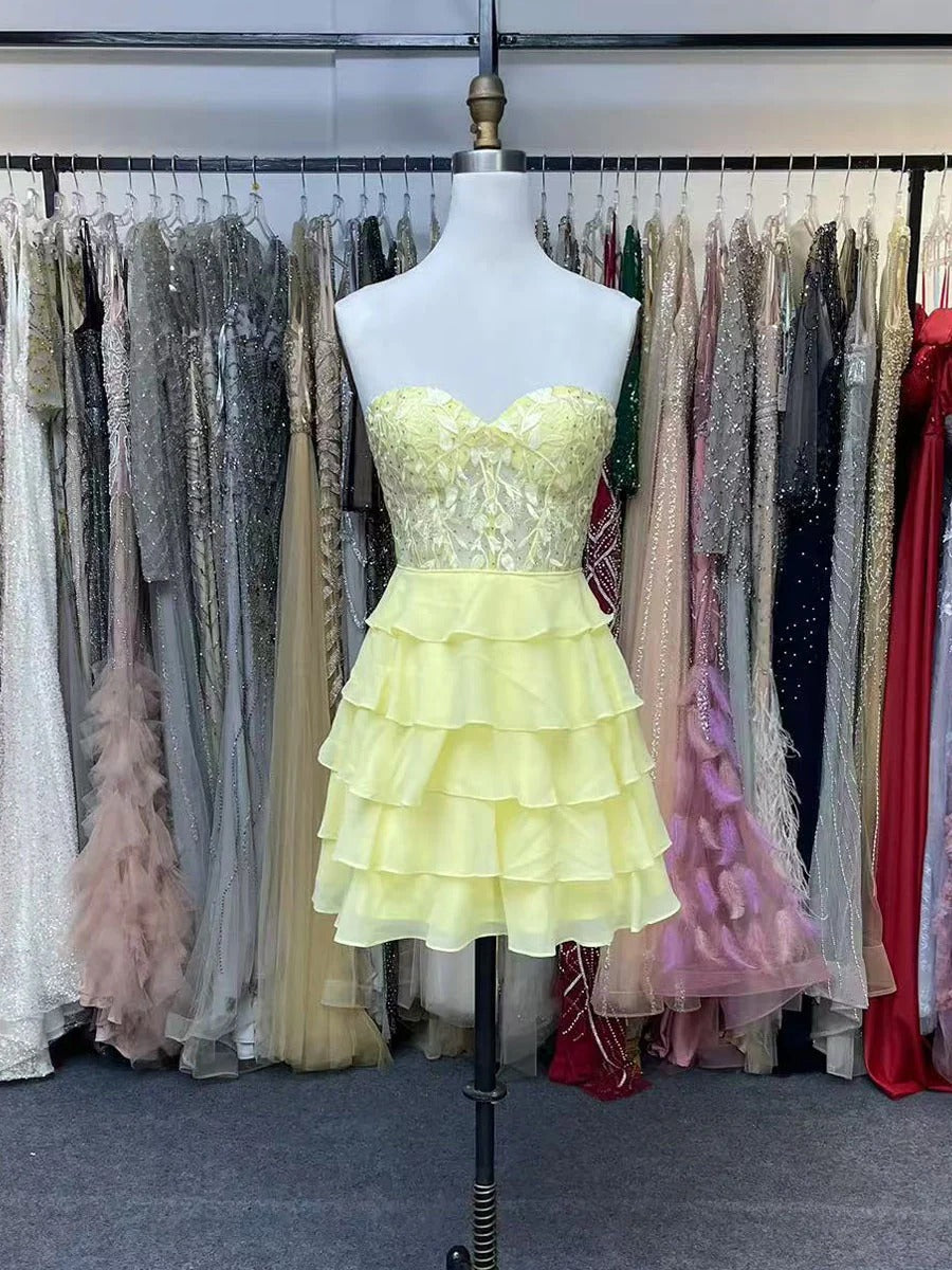 A-Line Sweetheart Short Tiered Lace Top Homecoming Dress