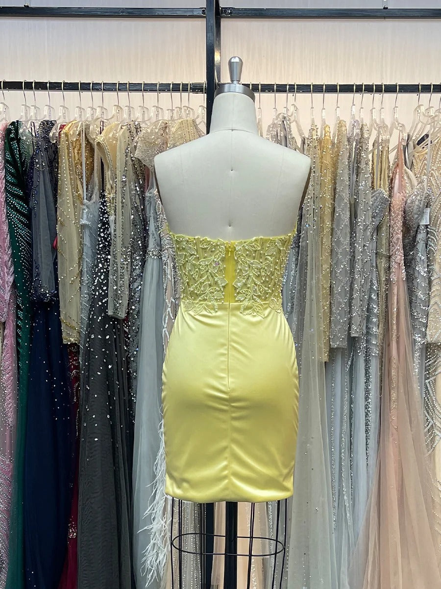Sparkly Sequins Sweetheart Bodycon Short Homecoming Dress