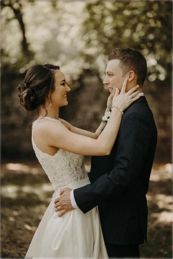 Illusion And Lace Halter Neck A-line Wedding Dress With Sweep Train (ZD16309)