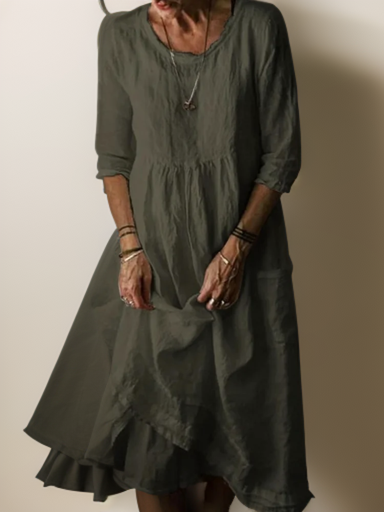 Yoselin Statement Maxi Dress with a Loose Crew Neck Chic Silhouette Collection
