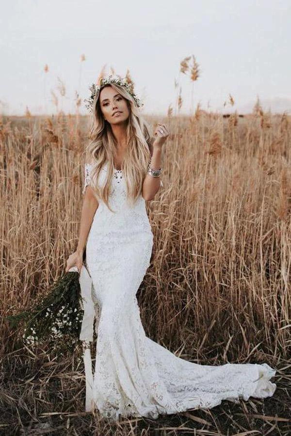 Ivory Mermaid Lace Wedding Dresses Neckline Beach Wedding Dress (ZD16283)