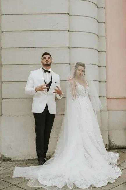 Ivory Sleeveless Straps A-Line Wedding Dress with Chapel Train (ZD14885)