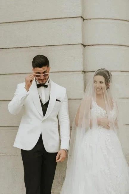 Ivory Sleeveless Straps A-Line Wedding Dress with Chapel Train (ZD14885)