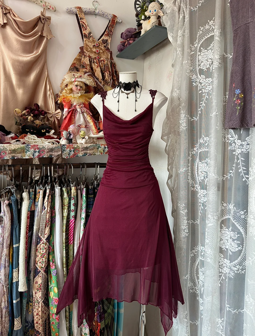A-Line Burgundy Prom Dress Applique Straps Vintage Dress