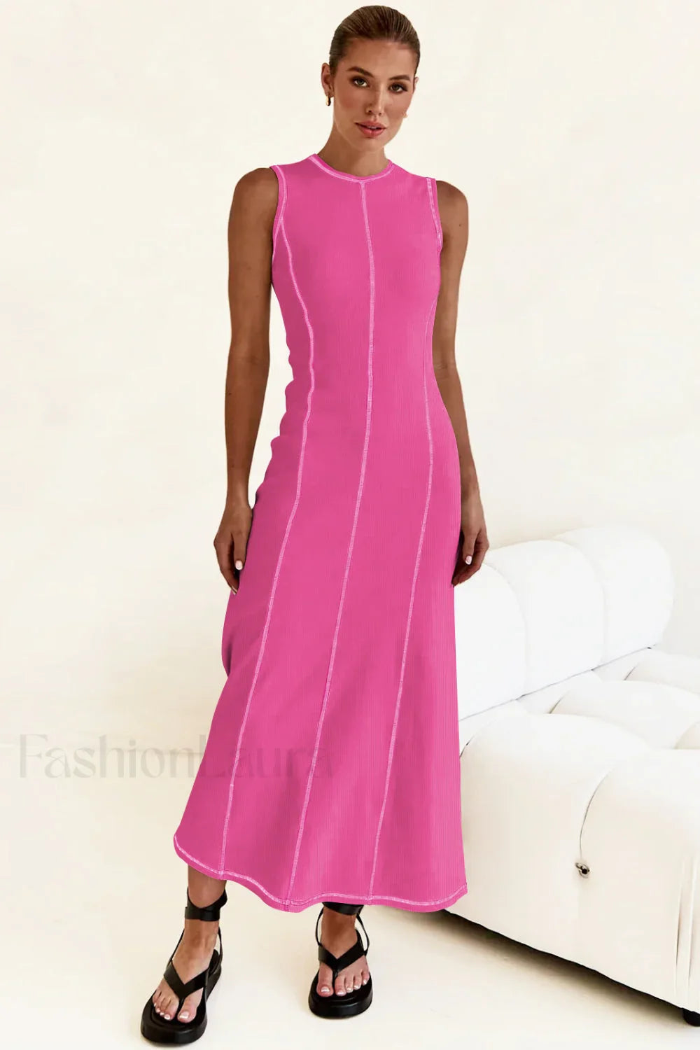 Knit Sleeveless A Relaxed Dress for Layered Outfit Styling