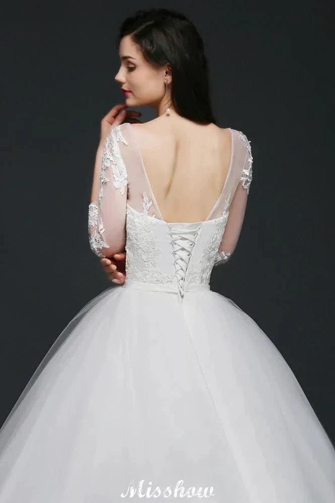 Lace Appliques Ball Gown Scoop Tulle Wedding Dress (ZD13926)
