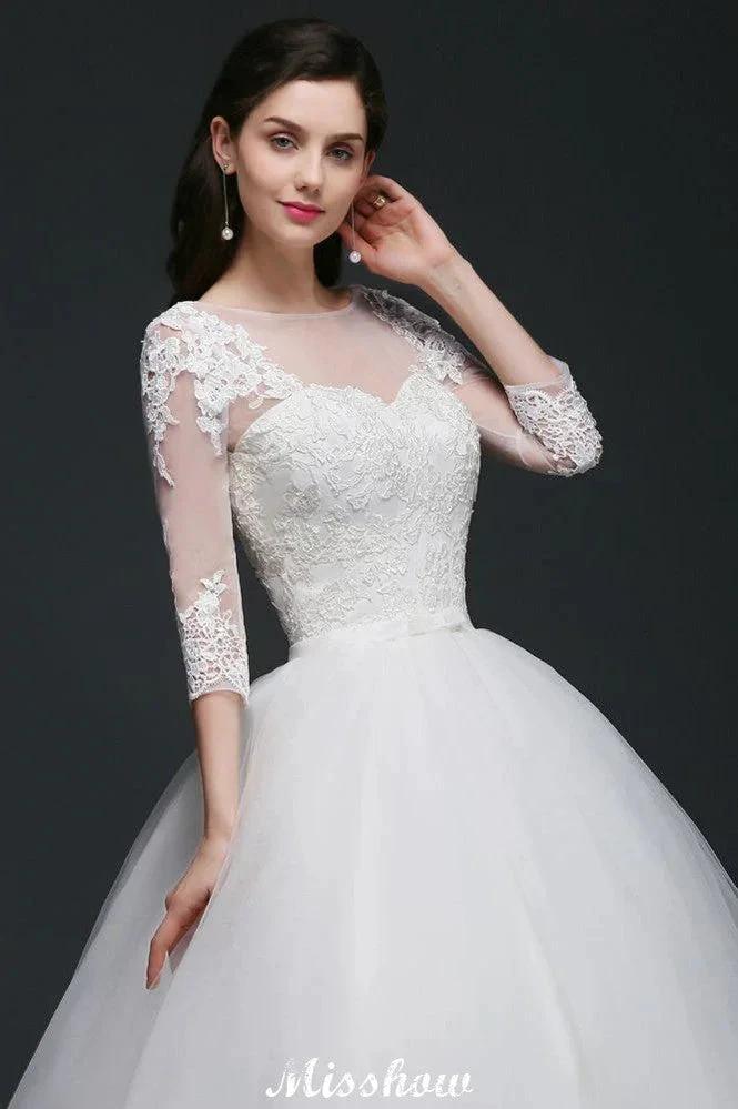 Lace Appliques Ball Gown Scoop Tulle Wedding Dress (ZD13926)