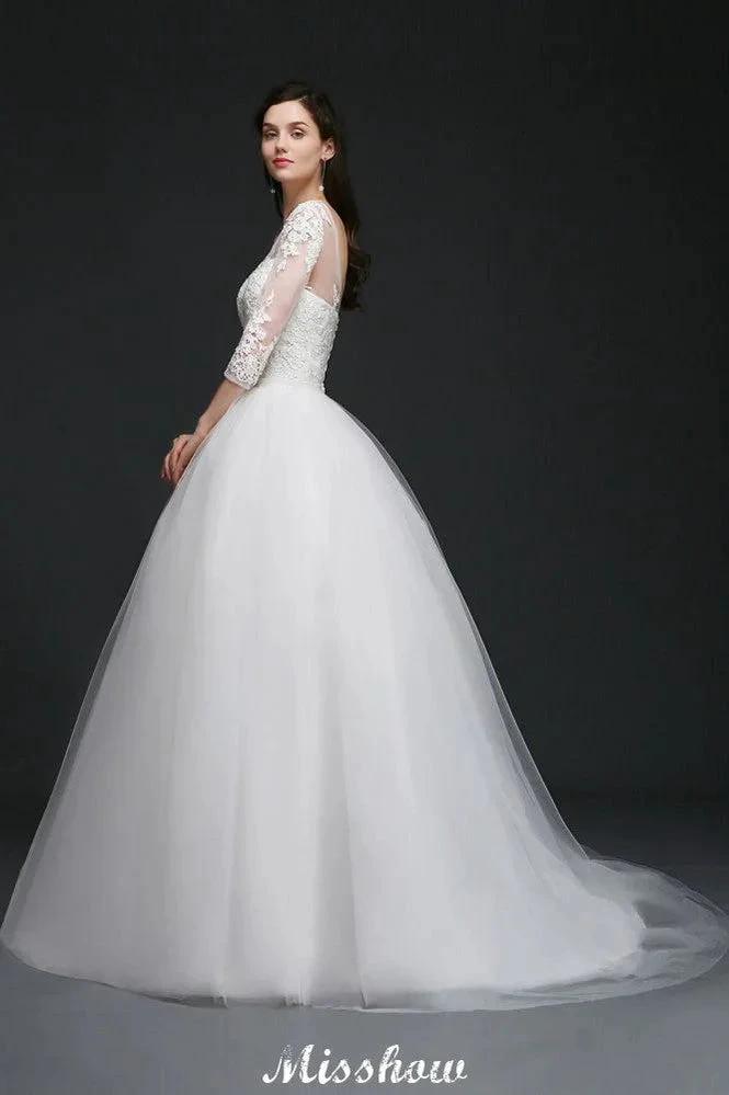 Lace Appliques Ball Gown Scoop Tulle Wedding Dress (ZD13926)