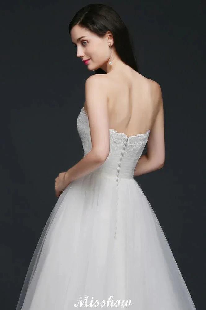 Lace White A-line Strapless Tulle Wedding Dress (ZD13927)