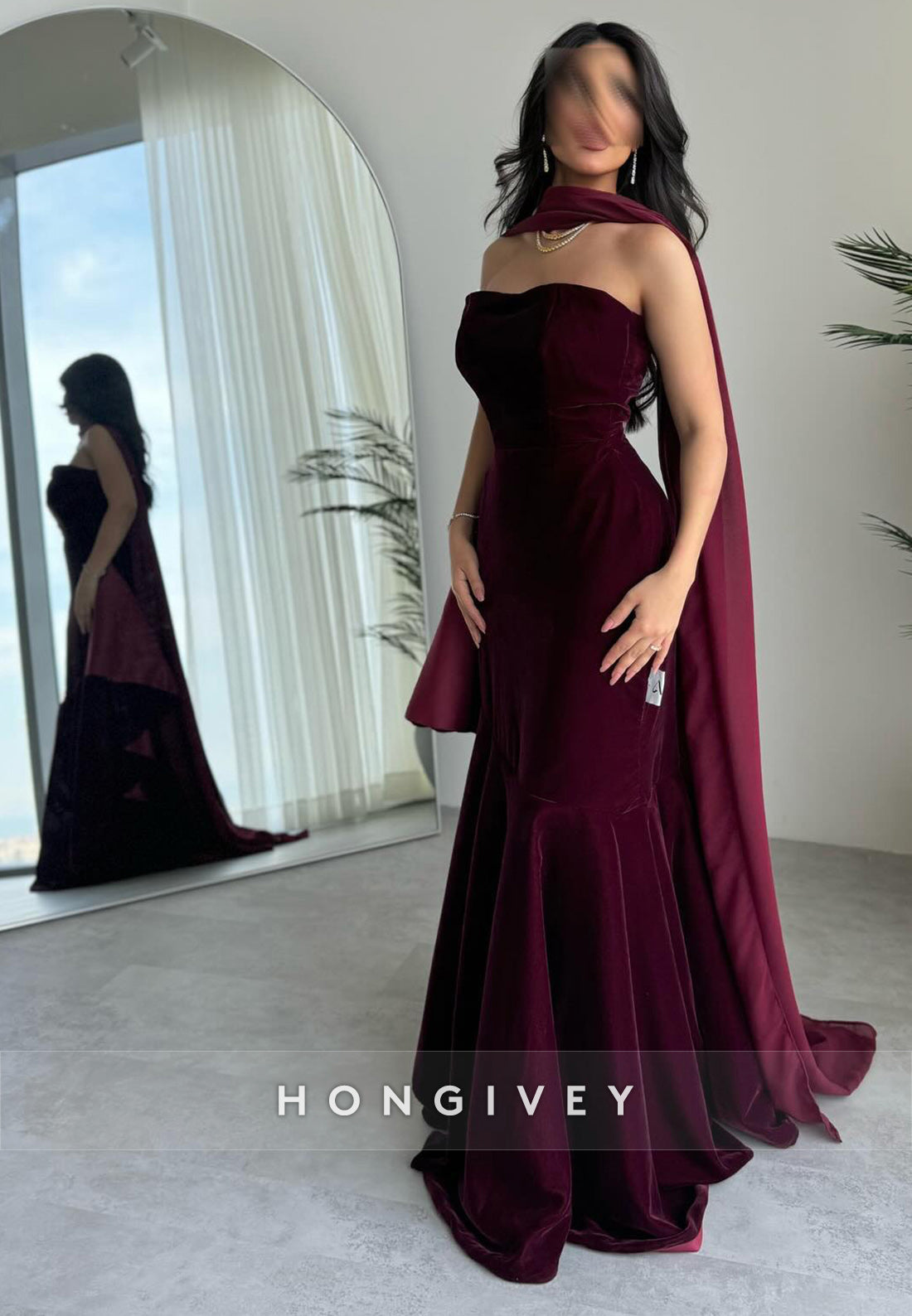 Sleeveless Pleated Trumpet Sweep Train Sweetheart Satin Evening Gown