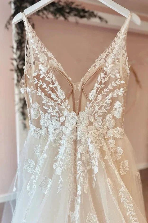 Long A-Line Tulle Appliques Lace Spaghetti Straps V-neck Backless Wedding Dress (ZD15208)