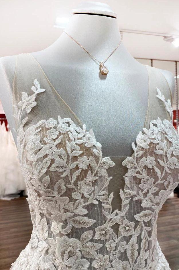 Long A-line Tulle Sleevless Ruffles Jewel Wedding Dress With Lace Appliques (ZD15269)