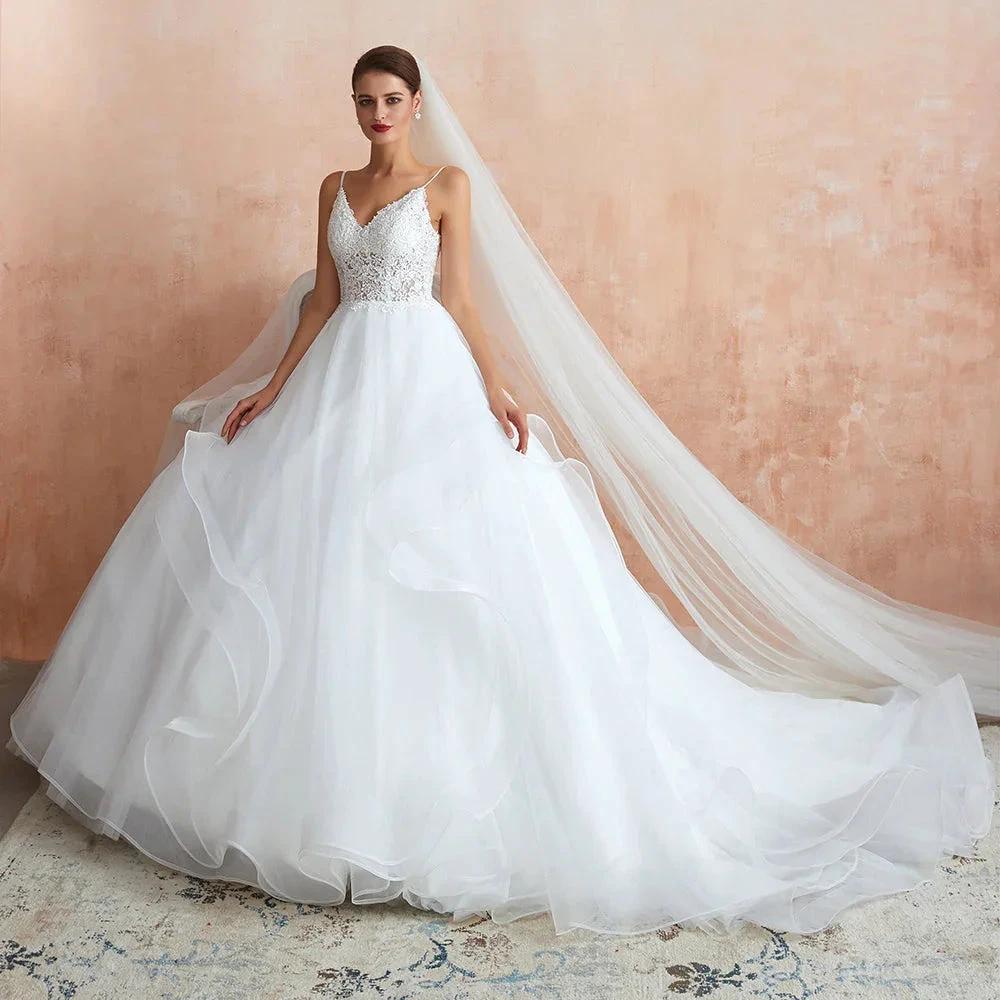 Long A-line V-neck Appliques Tulle Wedding Dress (ZD14404)