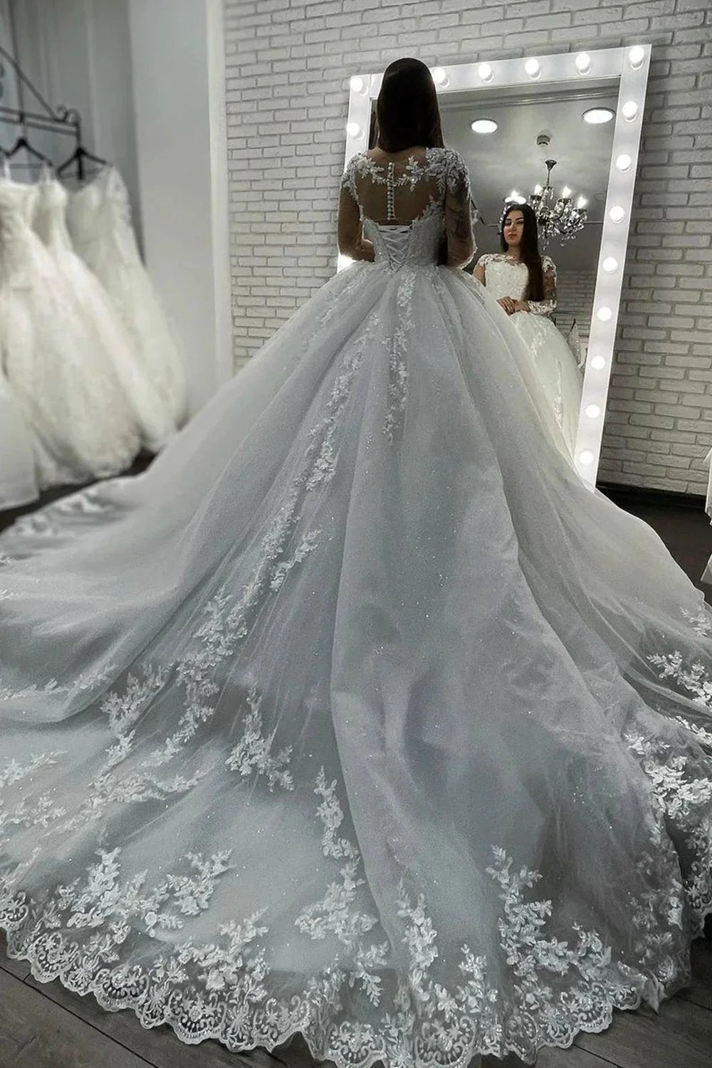 Long Ball Gown Sweetheart Appliques Lace Tulle Wedding Dress with Sleeves (ZD15993) - View 4 | VelvetHem