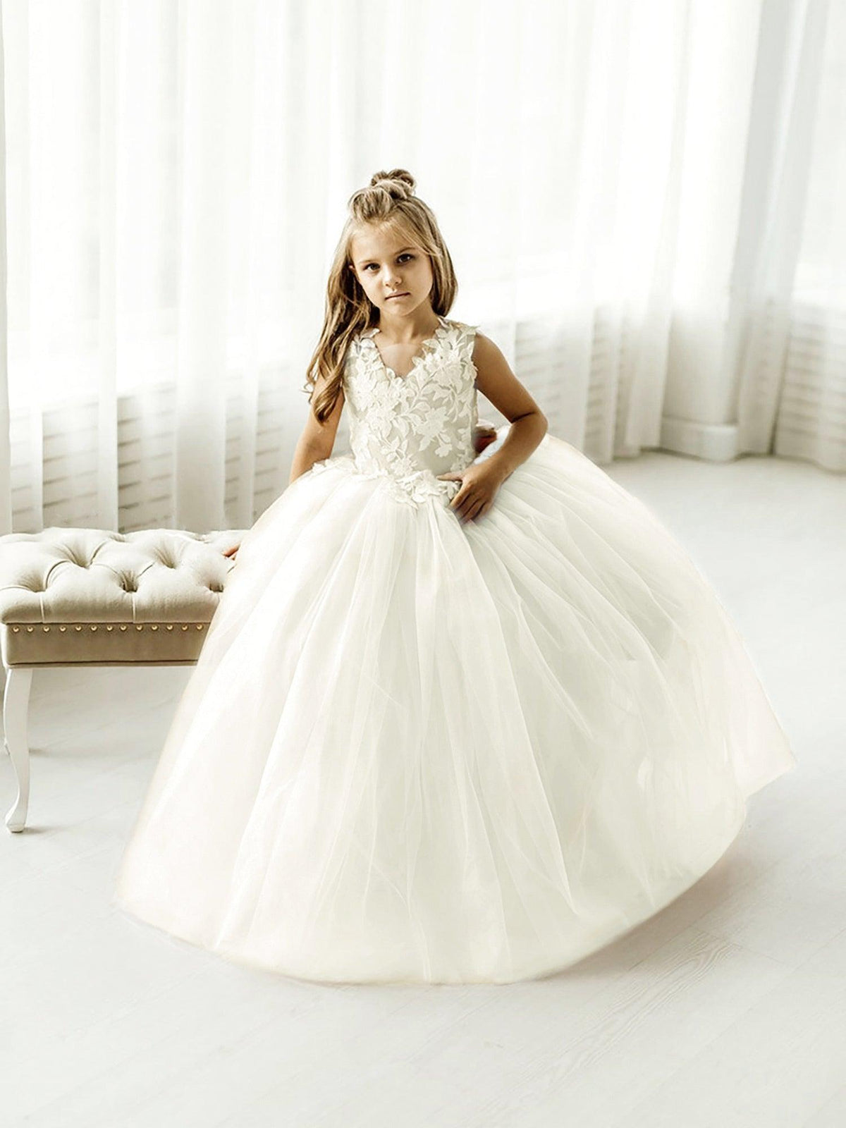 Long Ball Gown Tulle Lace Sleeveless Flower Girl Dress with Bow - View 7 | VelvetHem