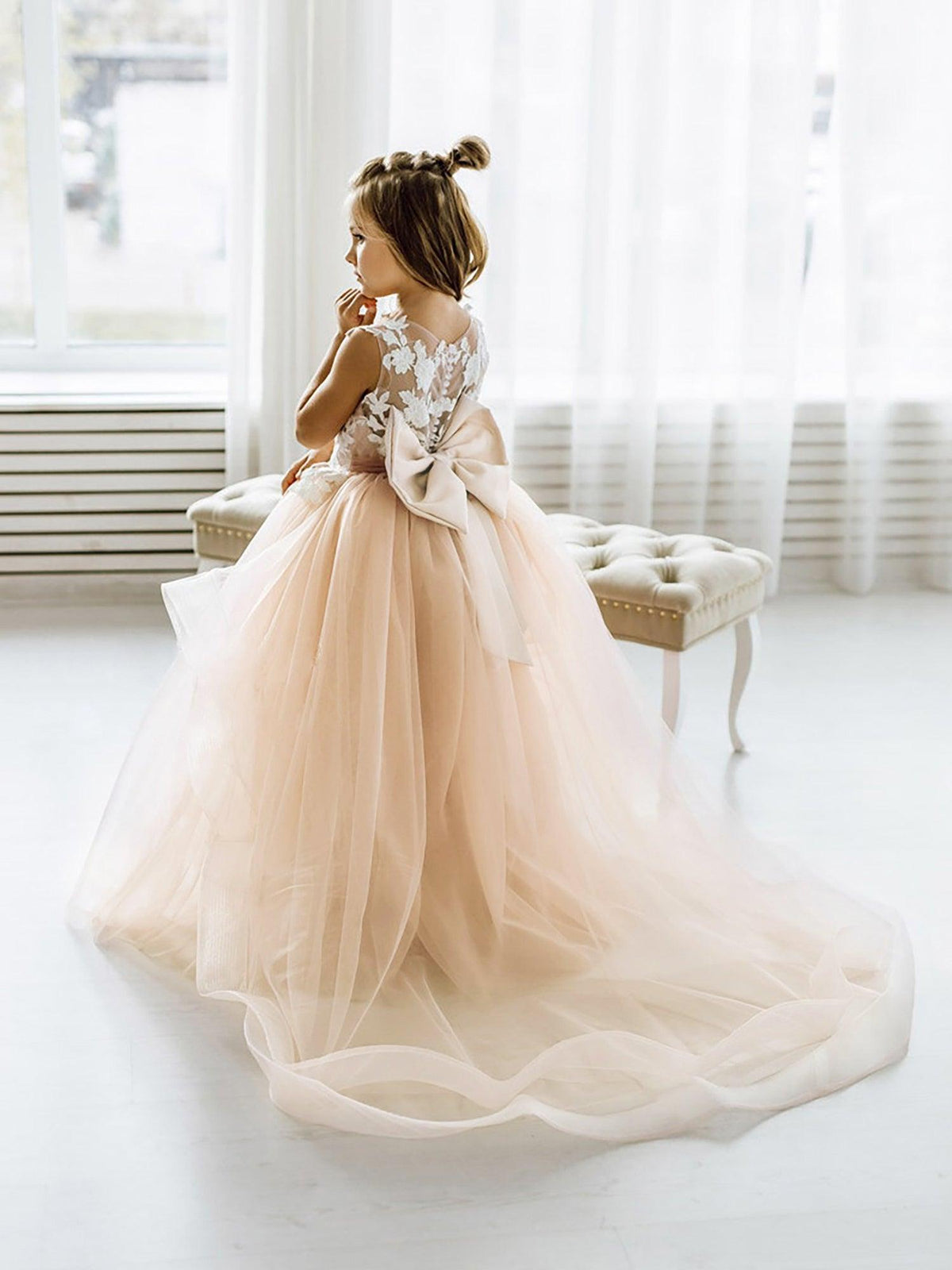 Long Ball Gown Tulle Lace Sleeveless Flower Girl Dress with Bow - VelvetHem