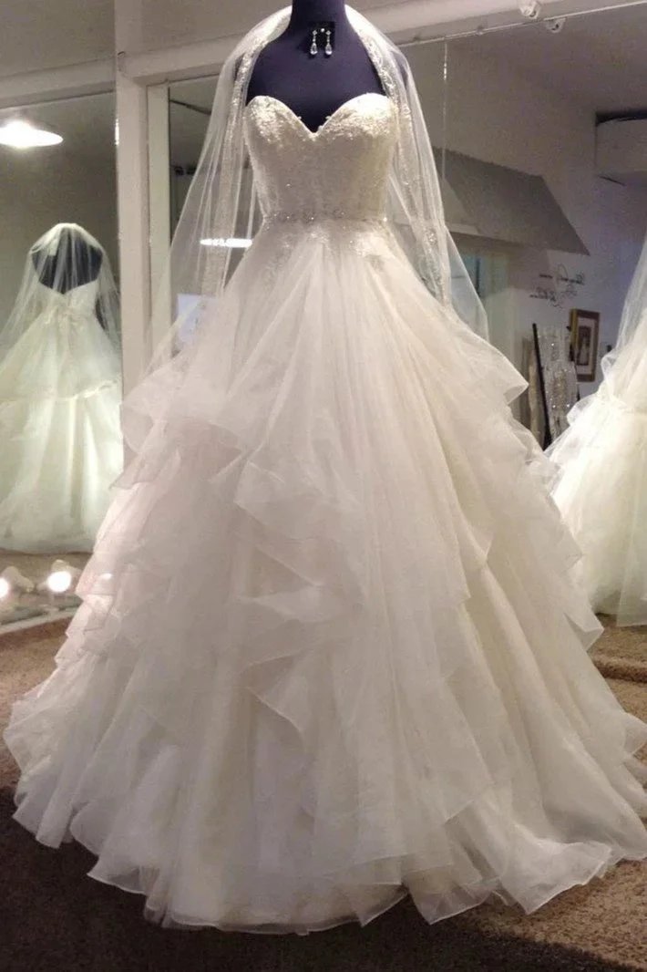 Long Ball Gown Tulle Sweetheart Wedding Dress (ZD15832)