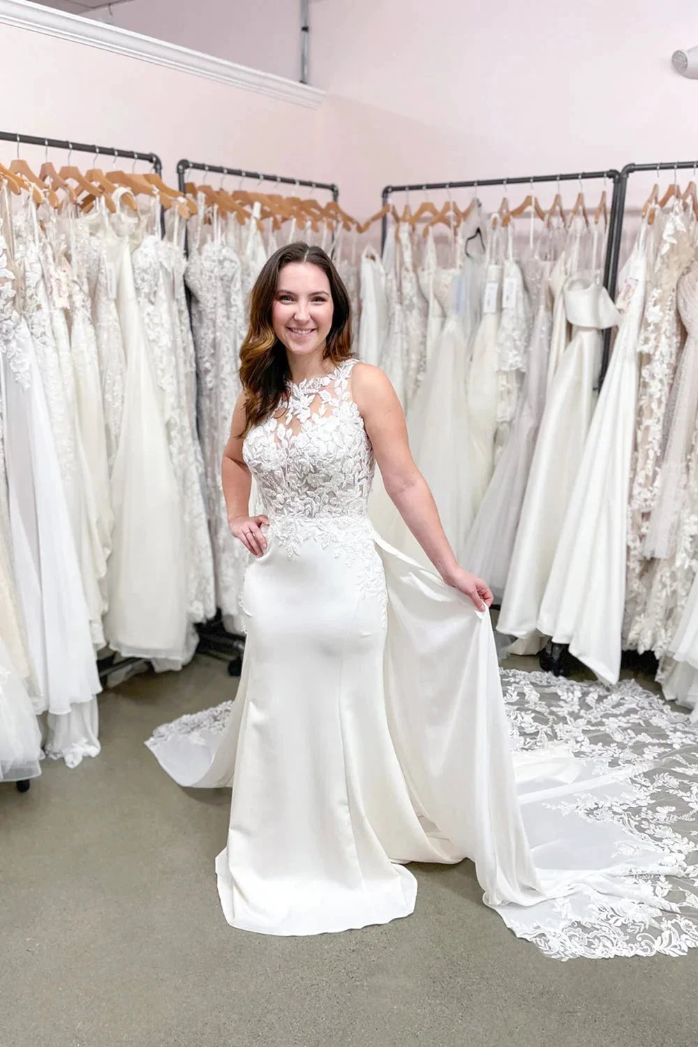 Long Mermaid Bateau Appliques Lace Wedding Dress With Detachable Train (ZD14293) - VelvetHem