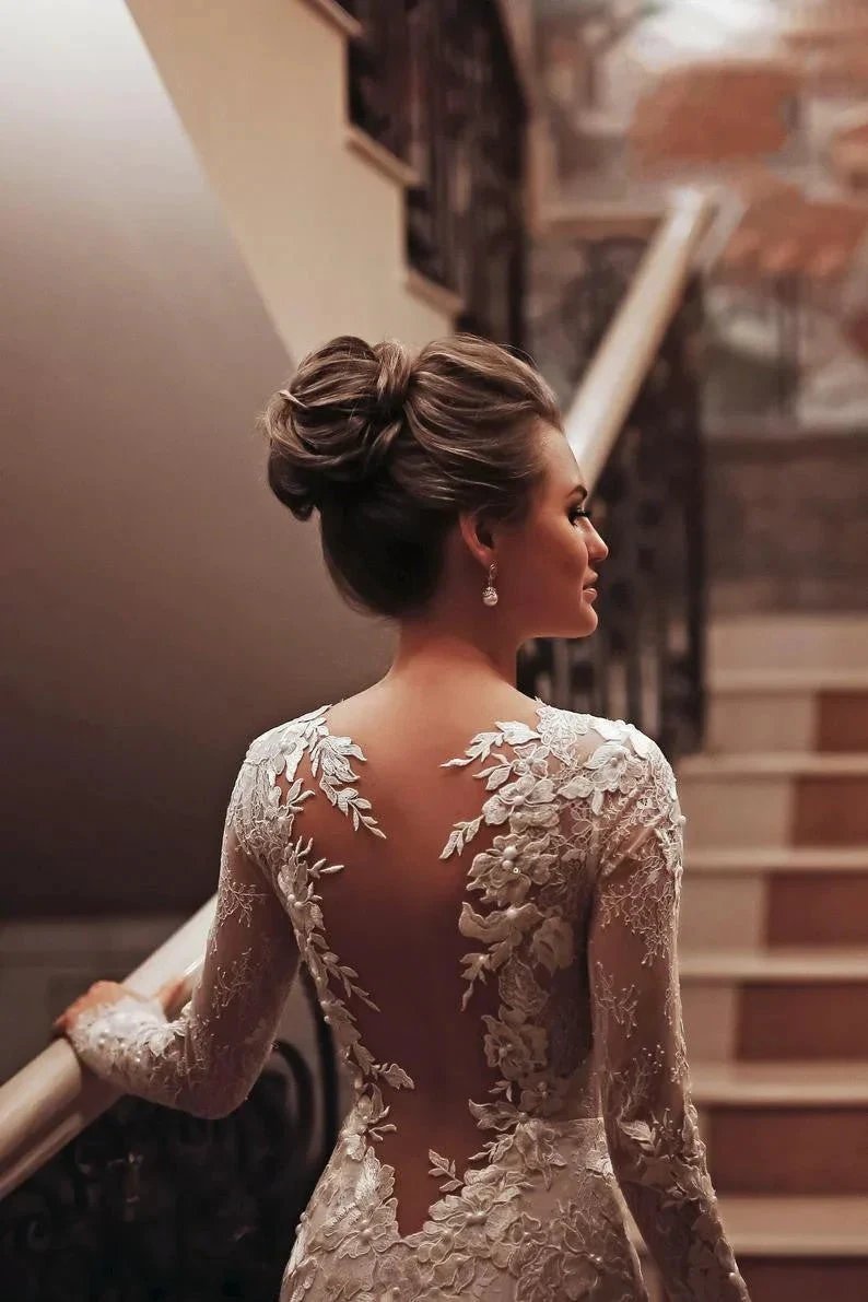 Long Mermaid High Neck Appliques Lace Backless Wedding Dress with Sleeves (ZD15063)