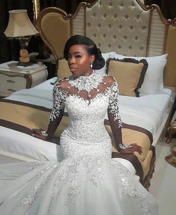 Long Mermaid High Neck Beads Lace Appliques Wedding Dress with Sleeves (ZD15980)