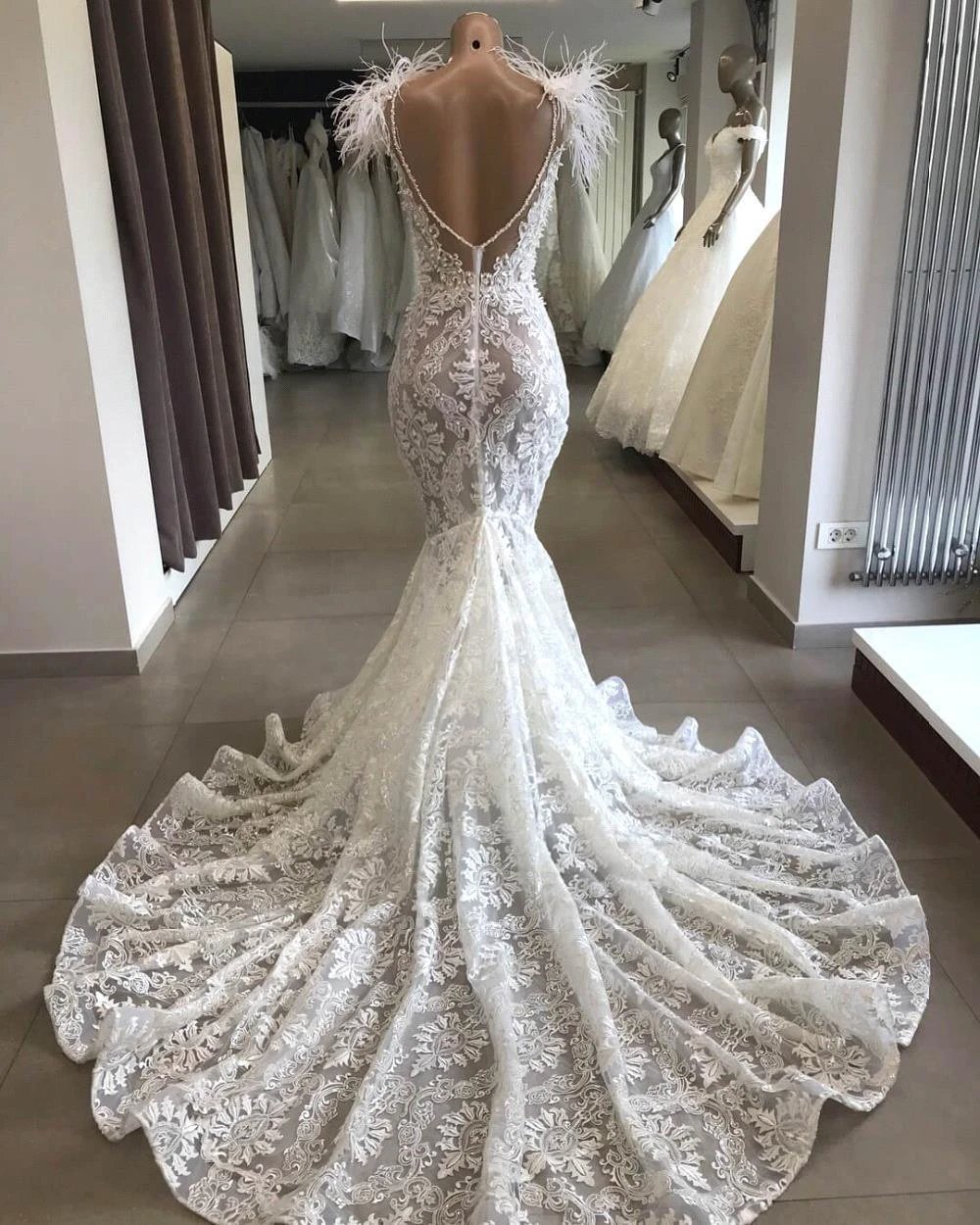 Long Mermaid Sweetheart Beading Appliques Lace Wedding Dress (ZD15802)