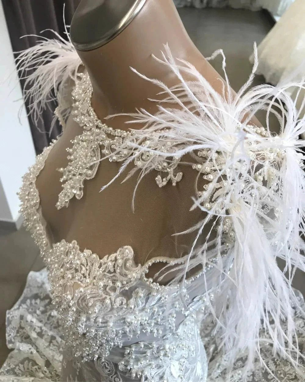 Long Mermaid Sweetheart Beading Appliques Lace Wedding Dress (ZD15802) - View 3 | VelvetHem
