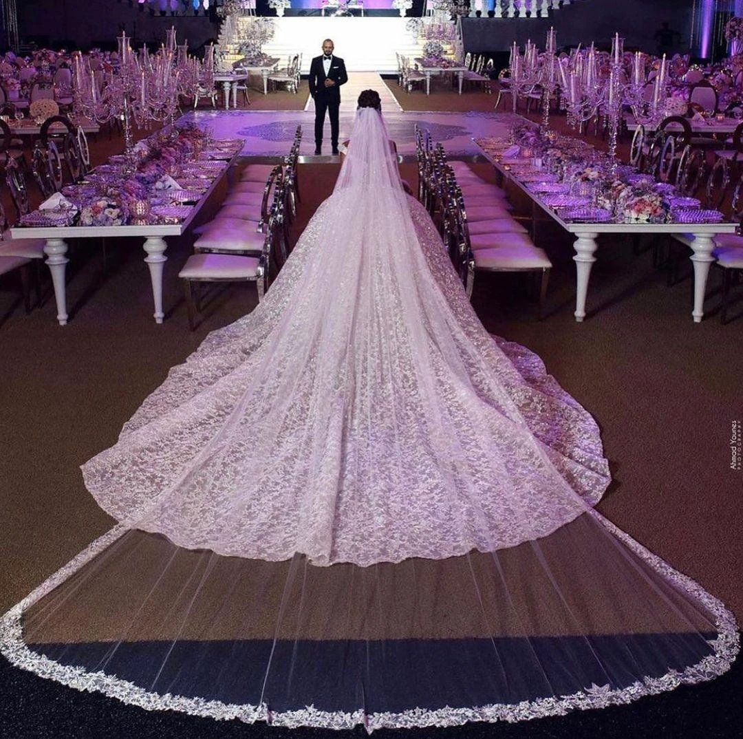 Long Princess Off-the-shoulder Lace Wedding Dress (ZD15047)