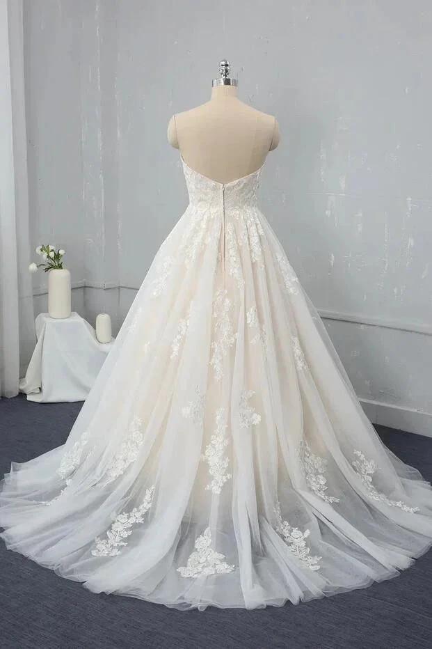 Long Sweetheart Backless Appliques Lace Tulle A-Line Wedding Dress (ZD15107)