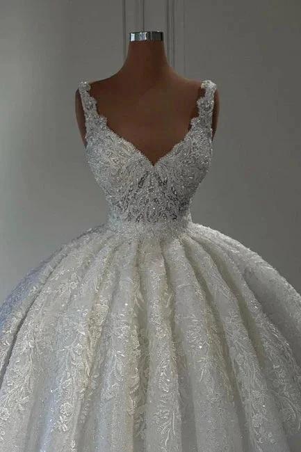 Luxurious Straps Sweetheart Lace Sleeveless Ball Gown Wedding Dresses (ZD14979)