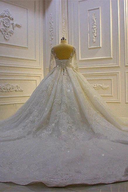 Luxury Long Ball Gown Lace Appliques Wedding Dress with Sleeves (ZD15182)